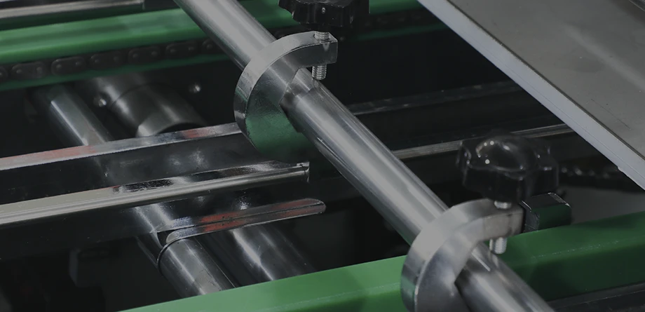 Paper lunch box, stick and straw applications matched to the machine